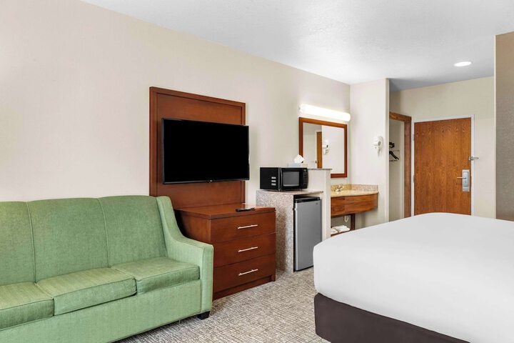 Comfort Inn & Suites Riverton