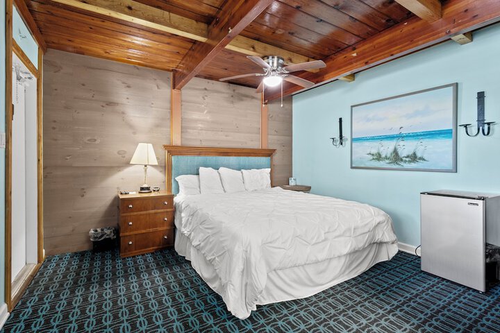 Room 37 of 70