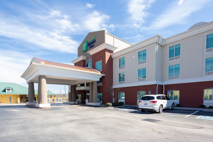 Hotel 3 of 51