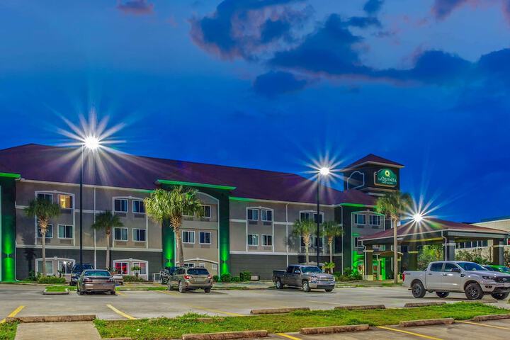 Hotel 4 of 41