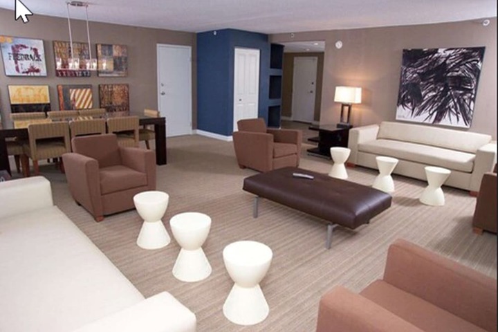DoubleTree by Hilton St. Louis - Westport