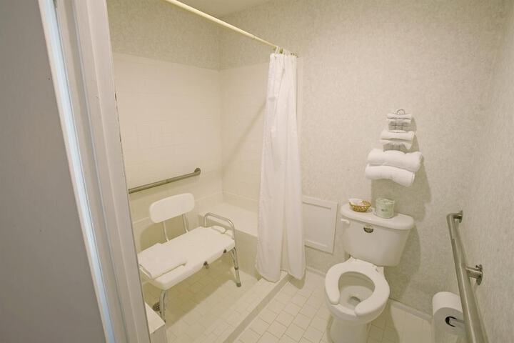 Room 14 of 17