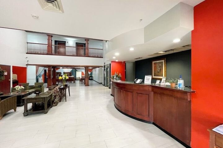 Grand Vista Hotel and Suites