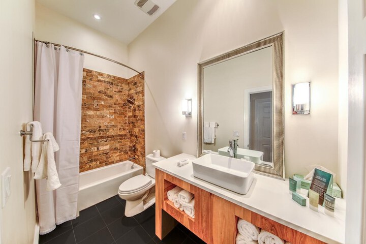 The Harkness Hotel