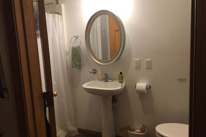 Room 37 of 79