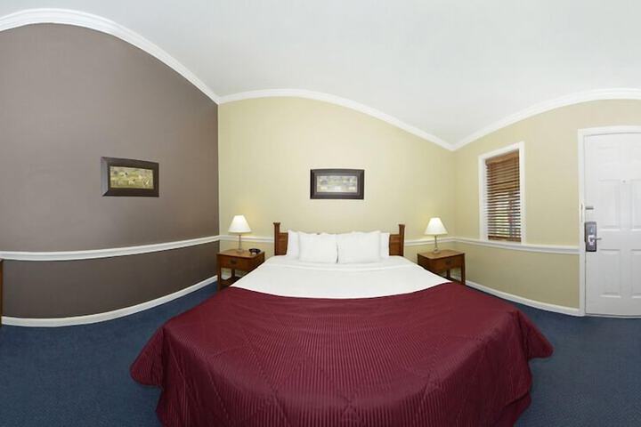 Clarion Inn Strasburg - Lancaster