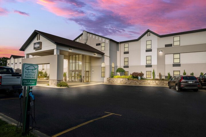 Hotel 3 of 69