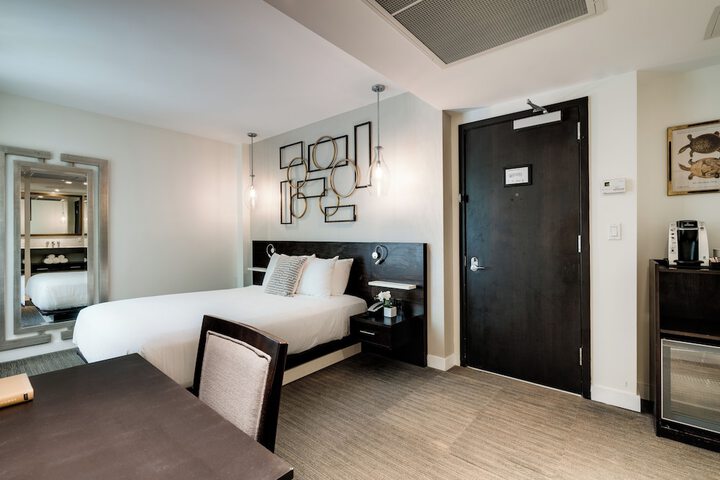 Room 82 of 95
