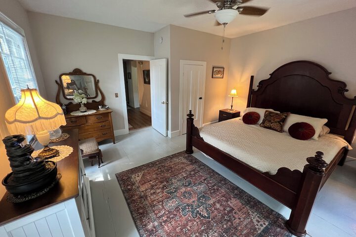 Room 71 of 85