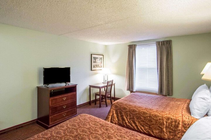 Room 20 of 29