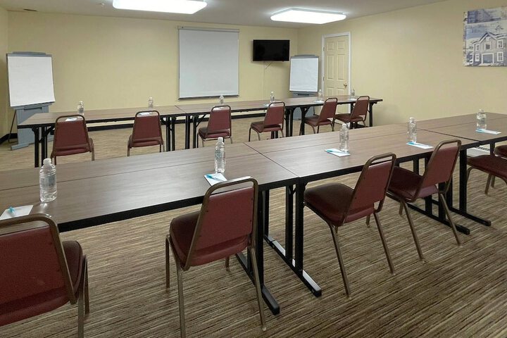 Smart Suites an Ascend Collection Hotel