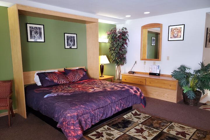 Room 21 of 43