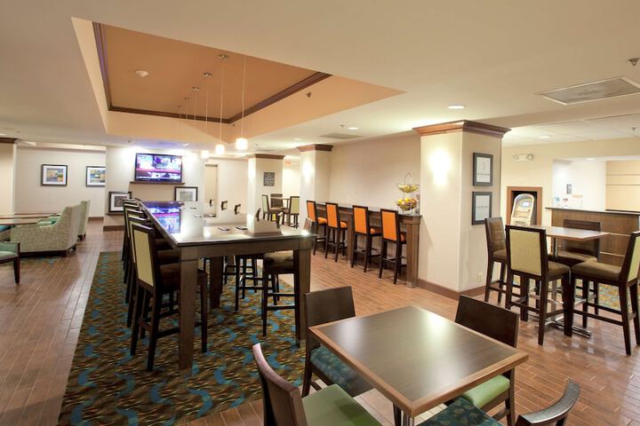 Hampton Inn by Hilton Lexington Park