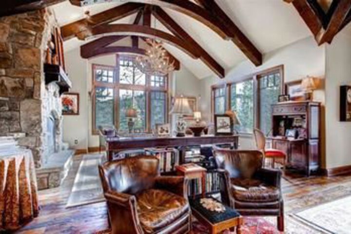 Moose Lodge Highlands Area by Pinnacle Lodging