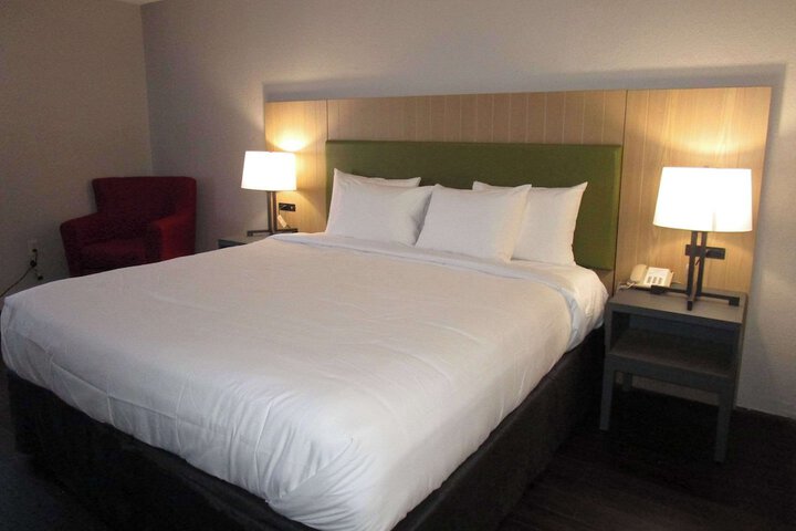 Room 19 of 36