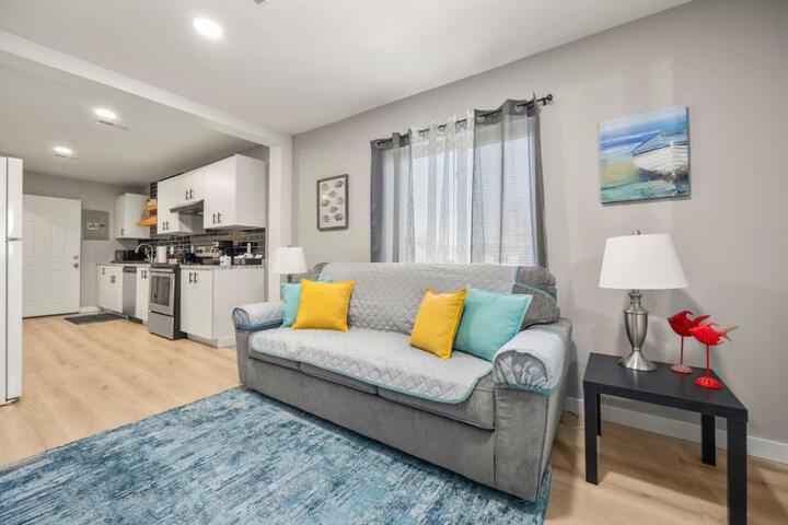 Lakeside Bliss 2BR 1BA with All Modern Comforts