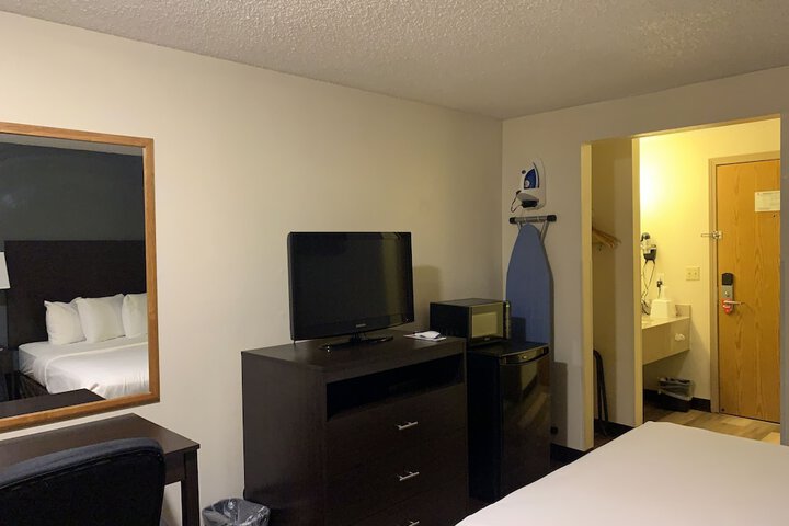 Room 29 of 48