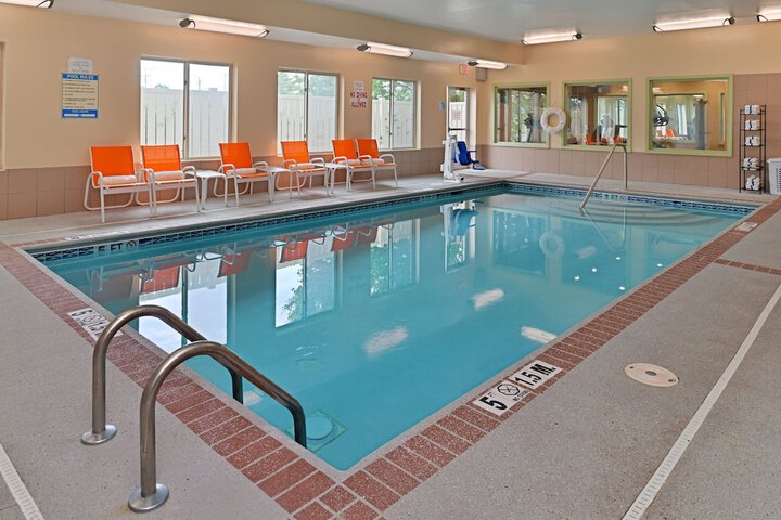 Pool 7 of 61