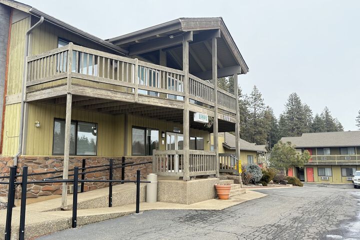 Stewart Lodge