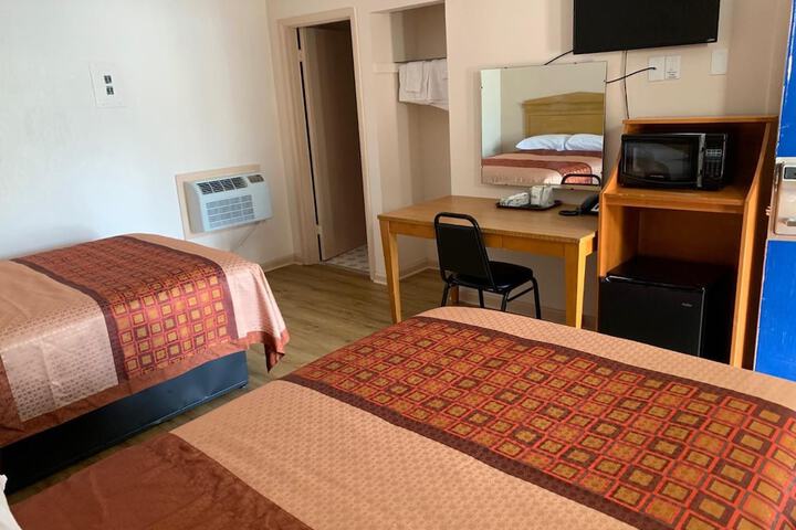 Room 16 of 23