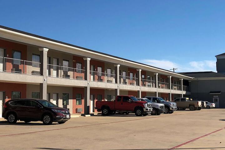 Hotel 6 of 35