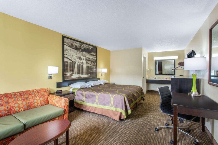 Room 20 of 24