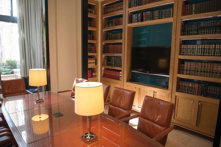 Business Center 19 of 20