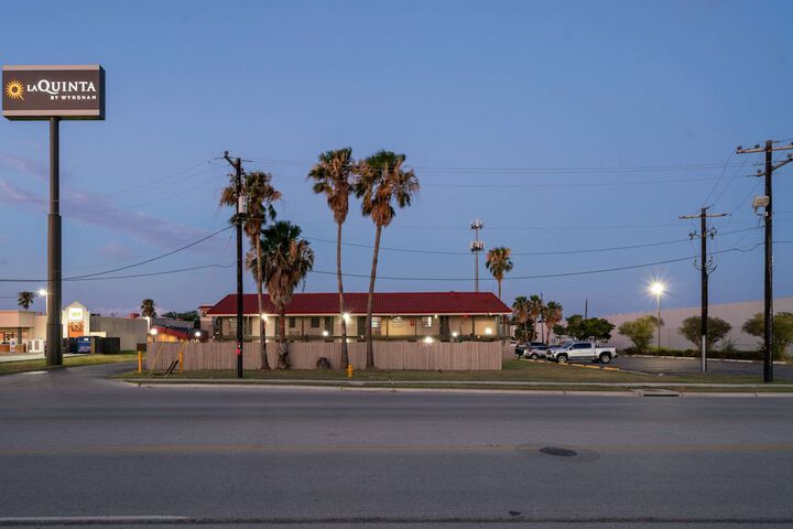 Hotel 37 of 142