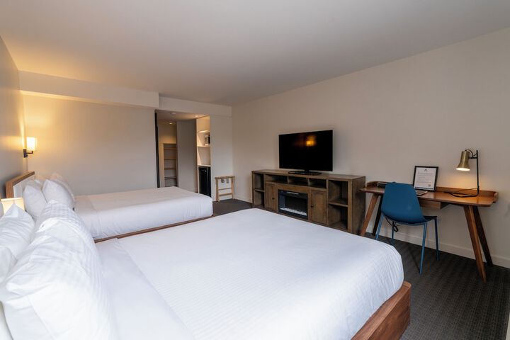 Adara Hotel