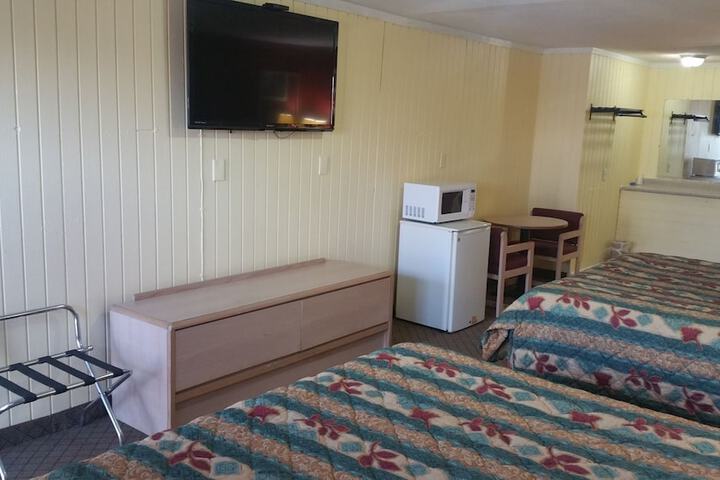 Room 34 of 40