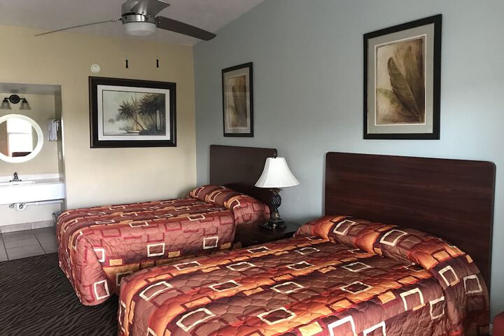 Room 21 of 30