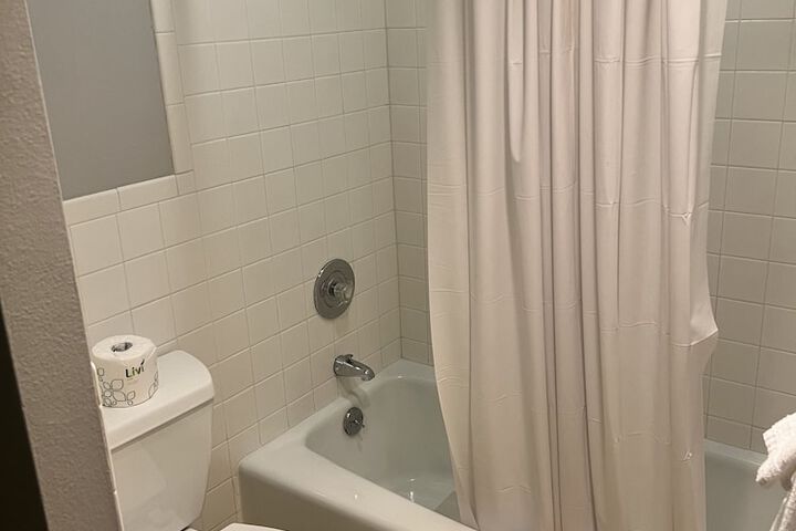 Room 43 of 53