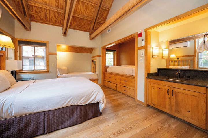 Sleeping Lady Mountain Resort & Spa