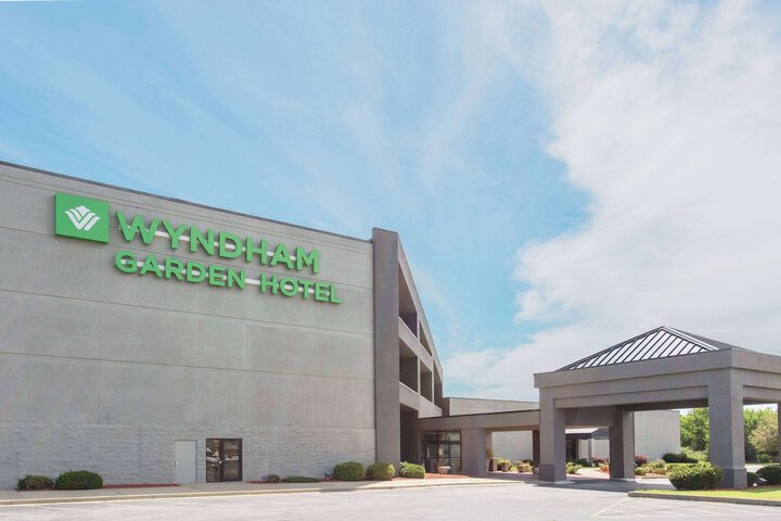 Wyndham Garden Conference Center Champaign / Urbana