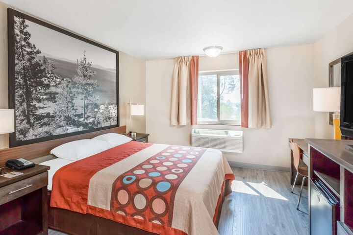 Room 4 of 19