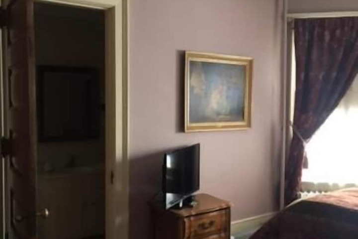 Victorian Charm Inn