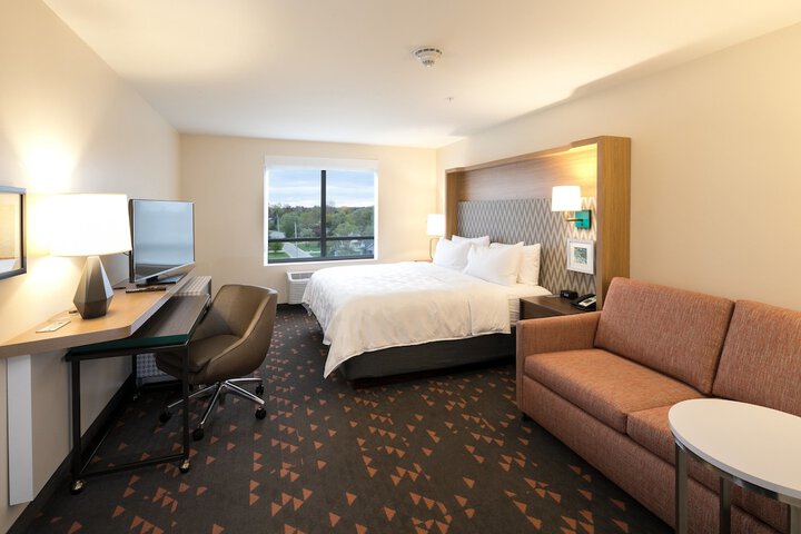 Room 20 of 93