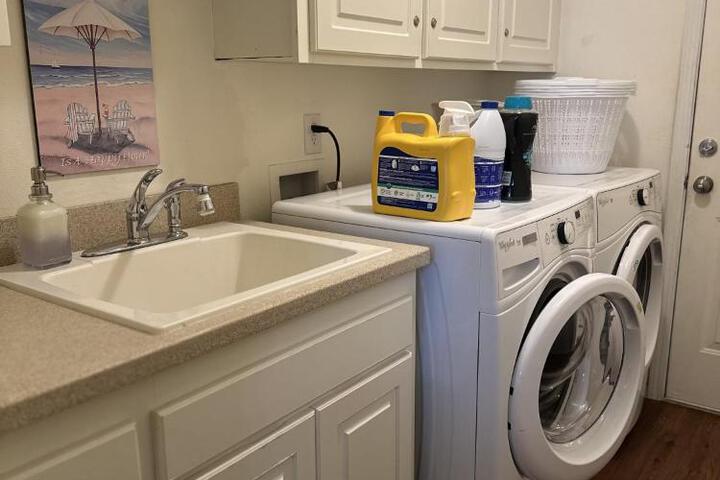Gearhart Lakefront Vacation Rental