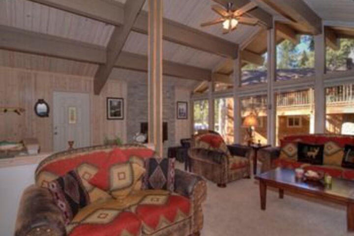 Spacious 3 North Shore Townhome 3 Br Townhouse by RedAwning