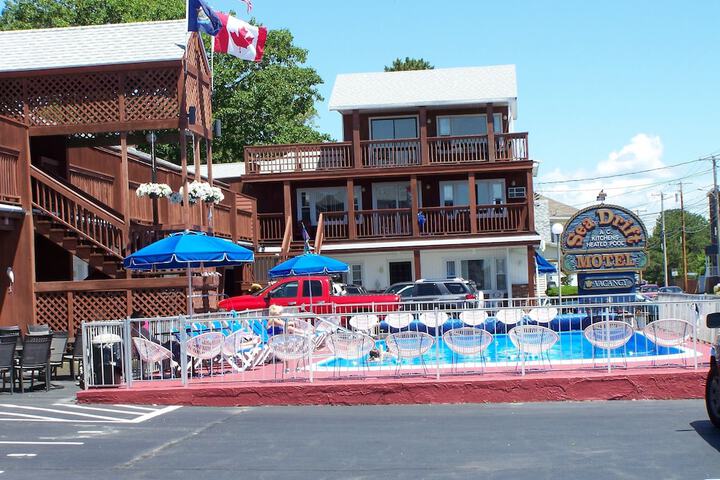 Pool 5 of 42