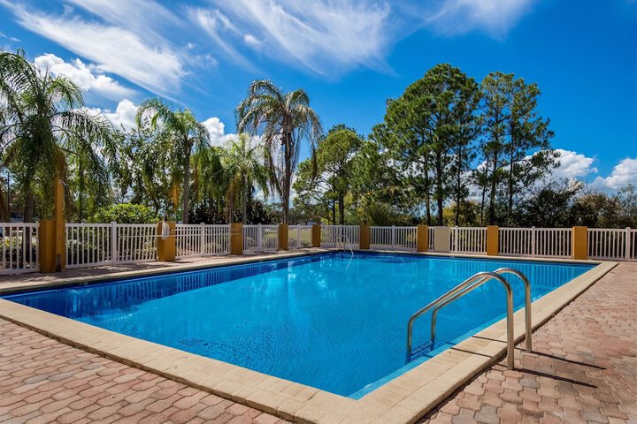 Pool 5 of 23