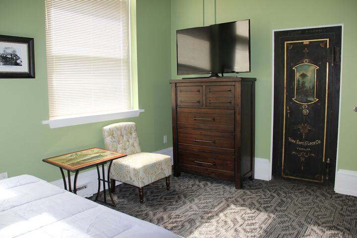Hotel 5 of 223