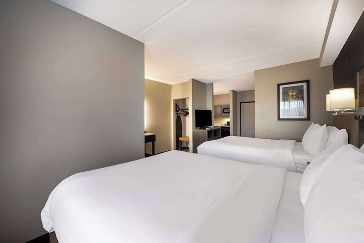 Room 29 of 66