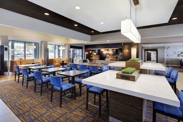 Courtyard by Marriott Atlanta Marietta / I-75 North