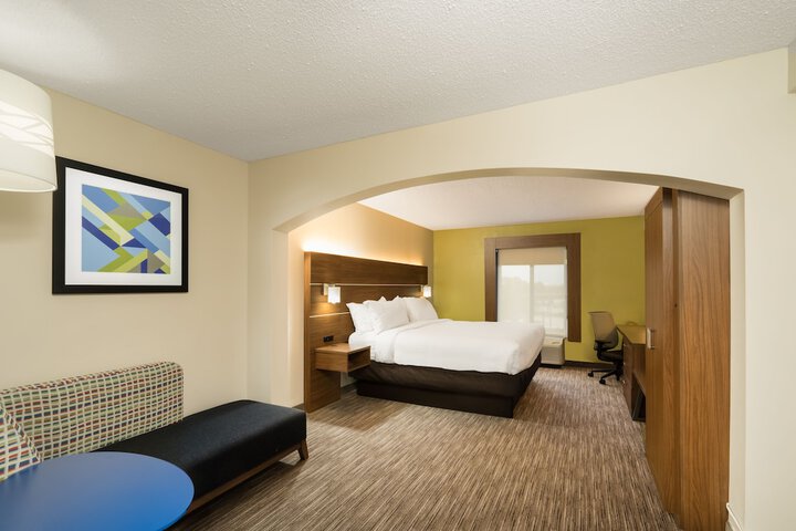 Room 14 of 41
