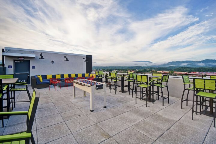 Terrace/Patio 40 of 43