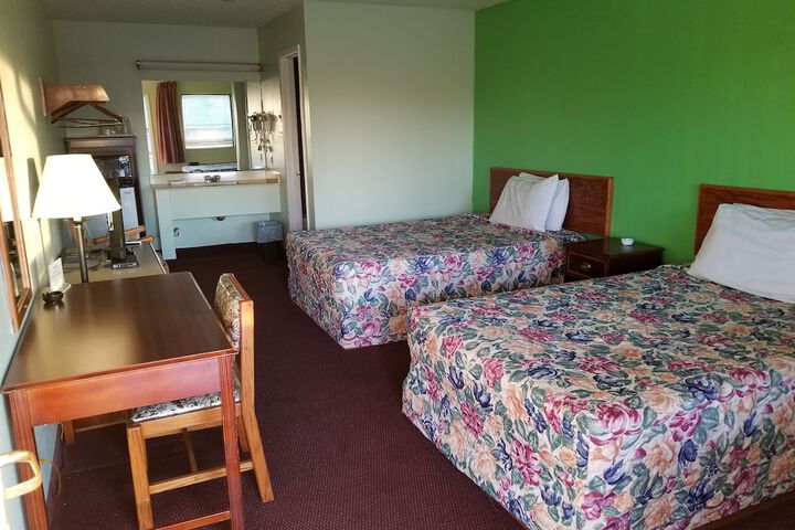 Room 11 of 30