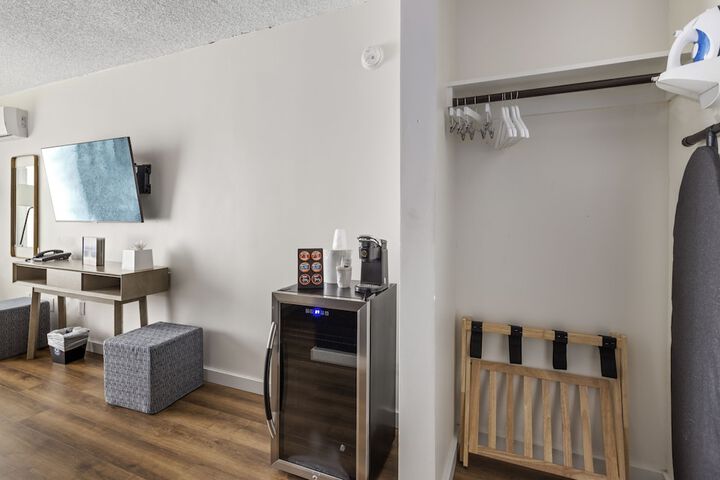 Room 20 of 66