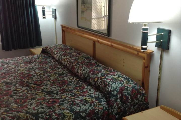 Room 43 of 47