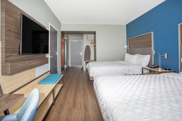 Room 20 of 33